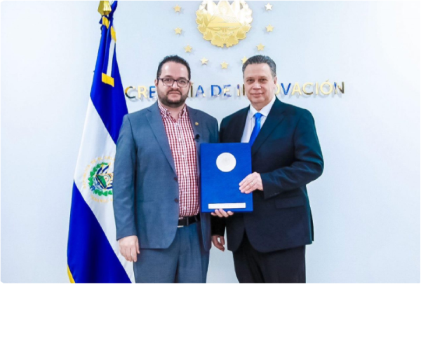 Firma de Memorándum de Entendimiento entre la Secretaría de Innovación de la Presidencia y Fortinet